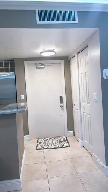 VILLAGES OF ORIOLE DEAUVI - Residential Lease