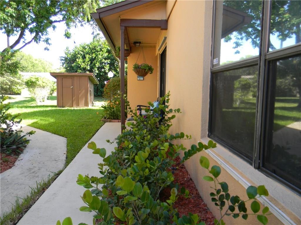 PARKWOOD CONDO - Residential