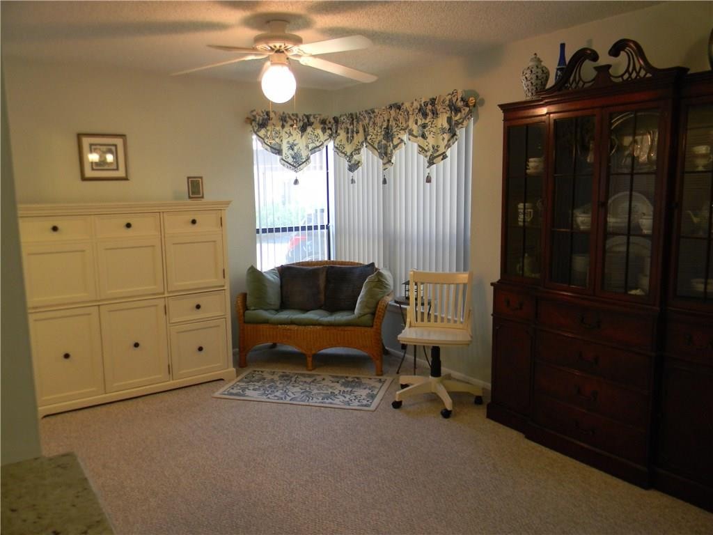 PARKWOOD CONDO - Residential