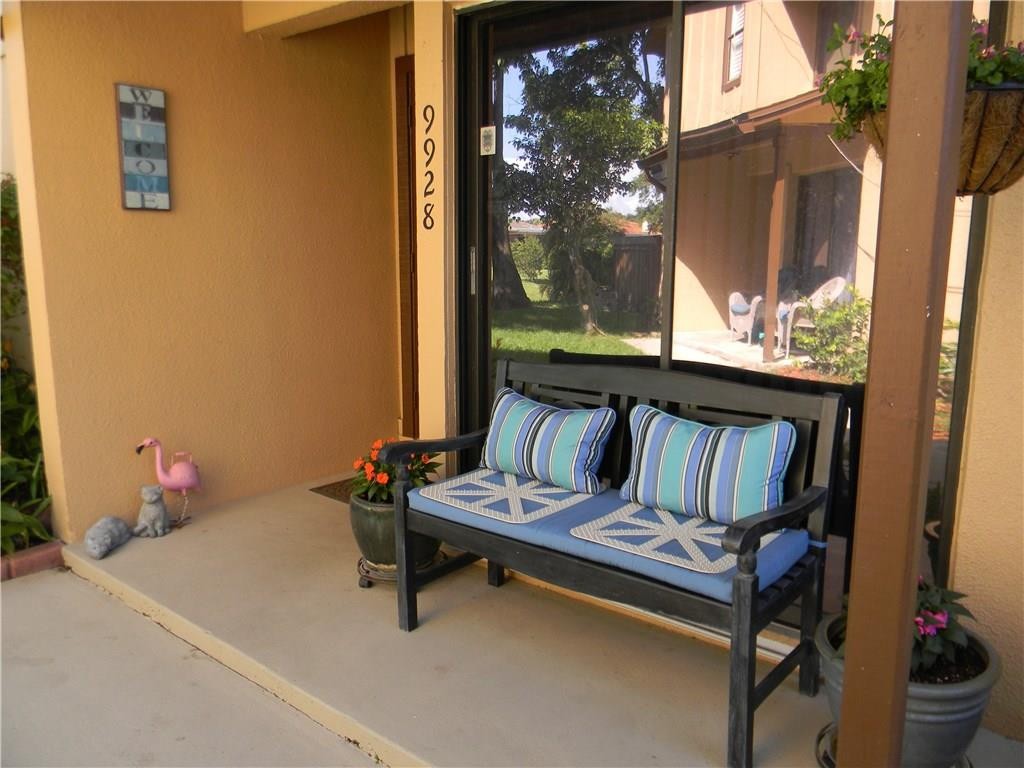 PARKWOOD CONDO - Residential