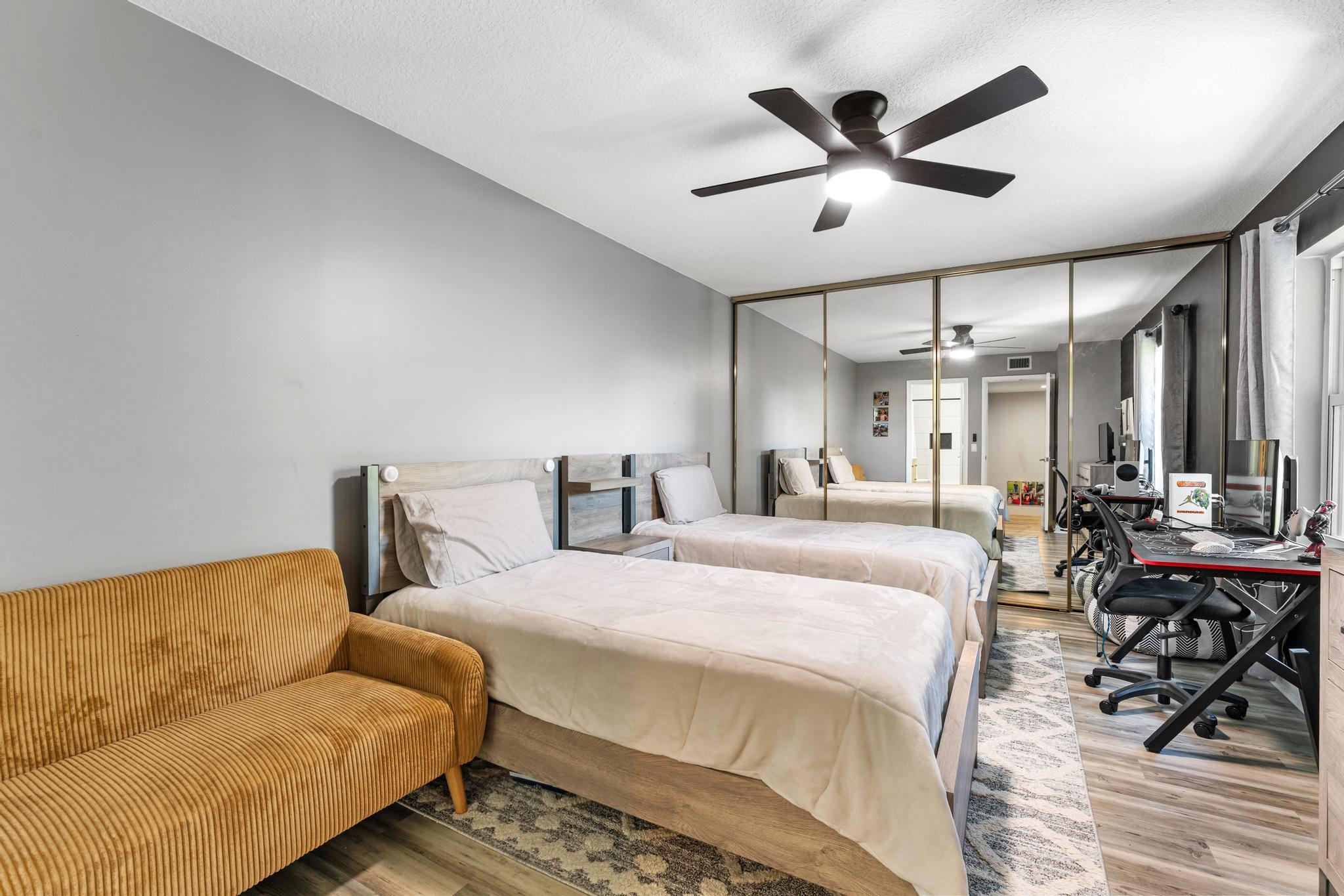 WELLESLEY AT BOYNTON BEAC - Residential