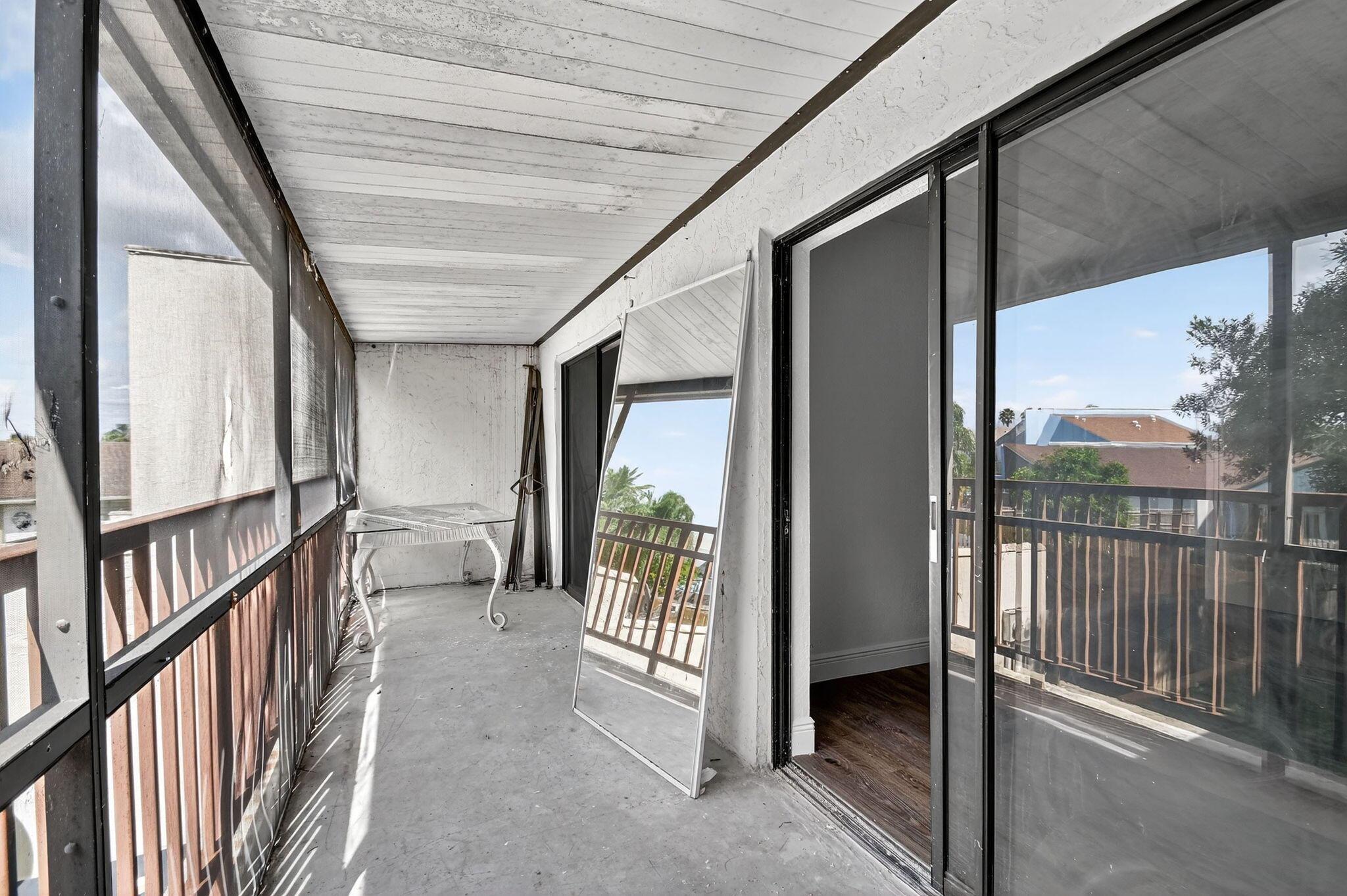 SOUTH SHORE 4 OF WELLINGT - Residential Lease