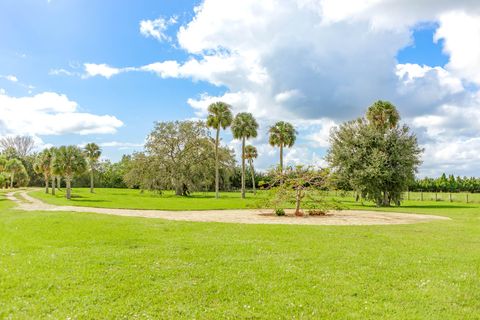 A home in Okeechobee