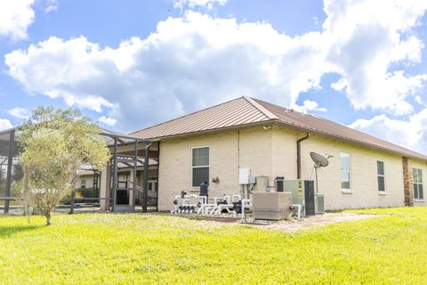 A home in Okeechobee