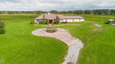 A home in Okeechobee