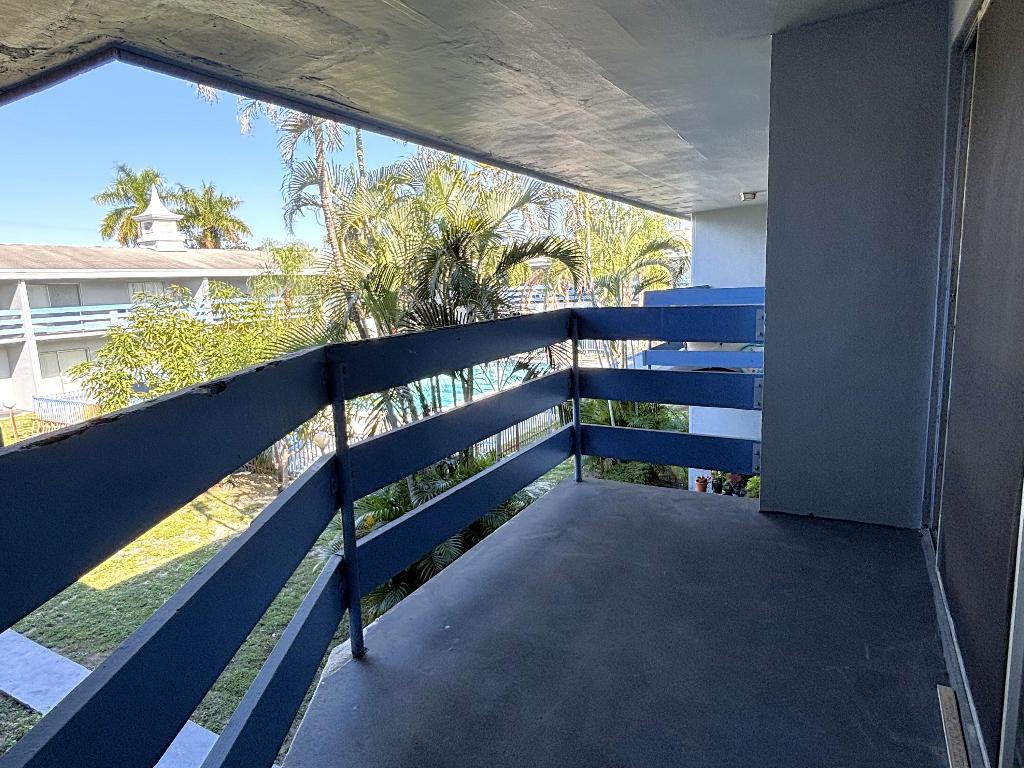 KINGSTON TOWERS - Residential Lease