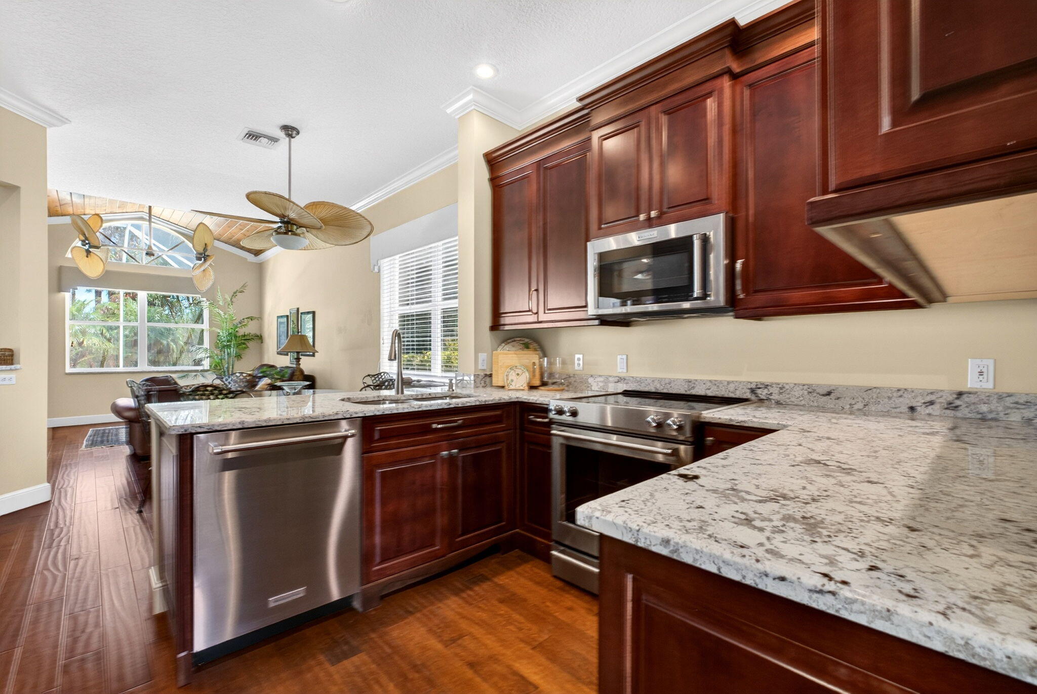 SUMMERFIELD - Residential