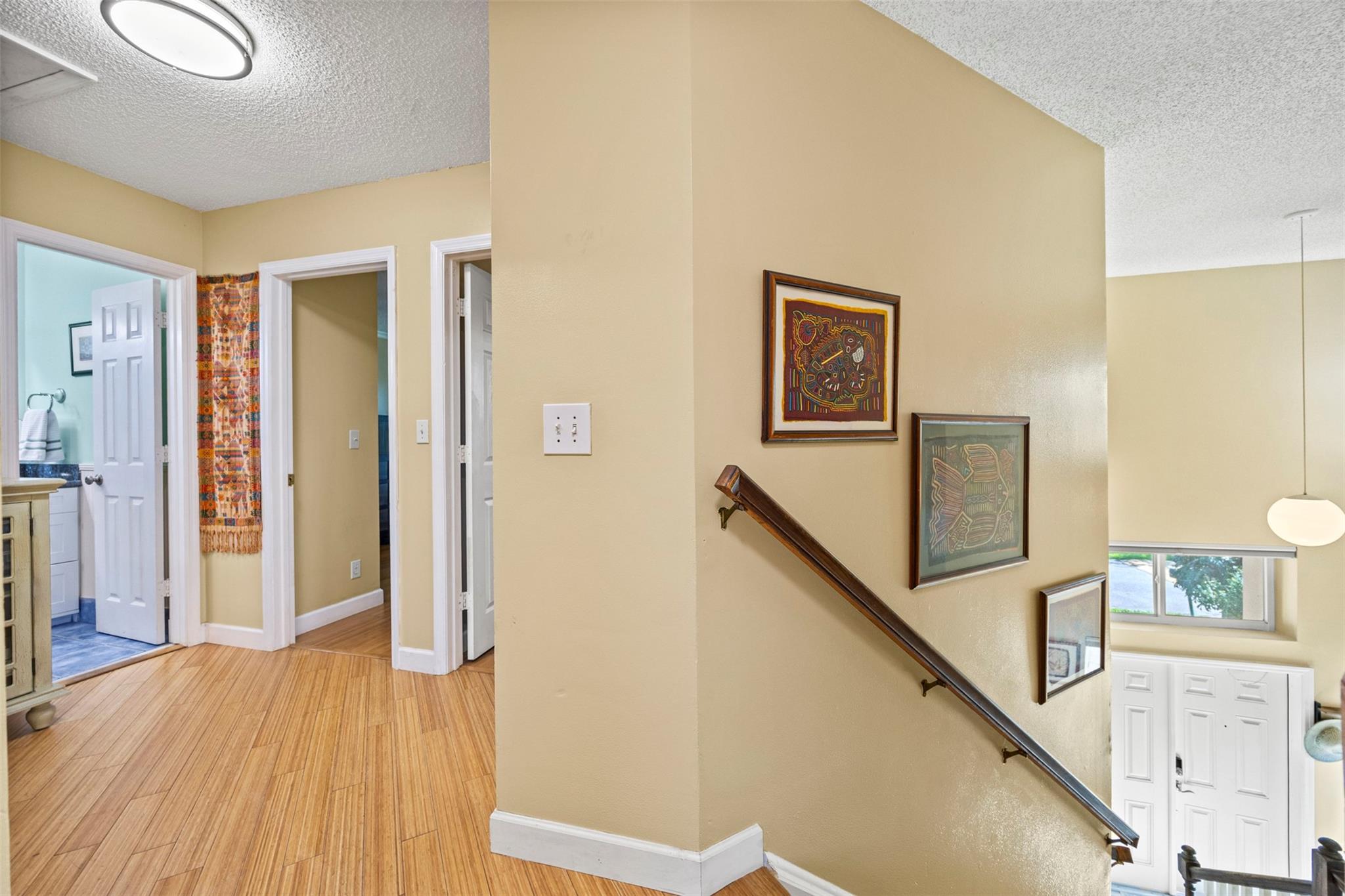 Lyons West 137-40 B - Residential