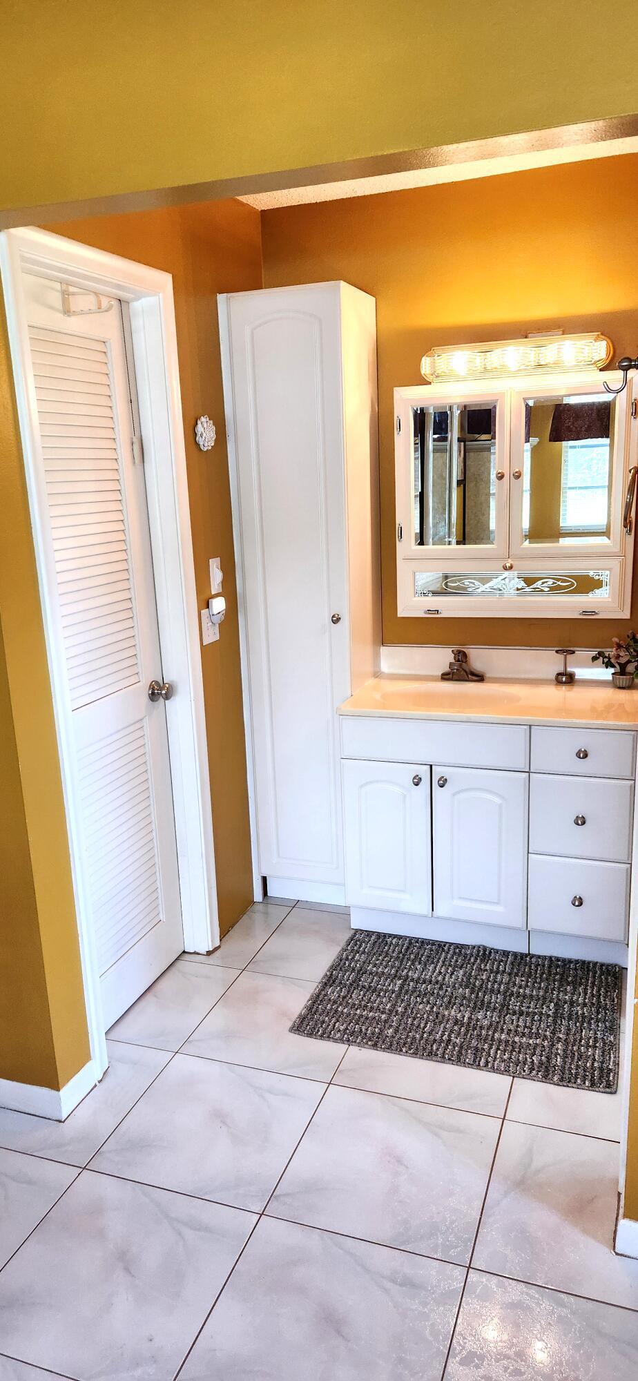 HIGH POINT OF DELRAY SEC 4 - Residential