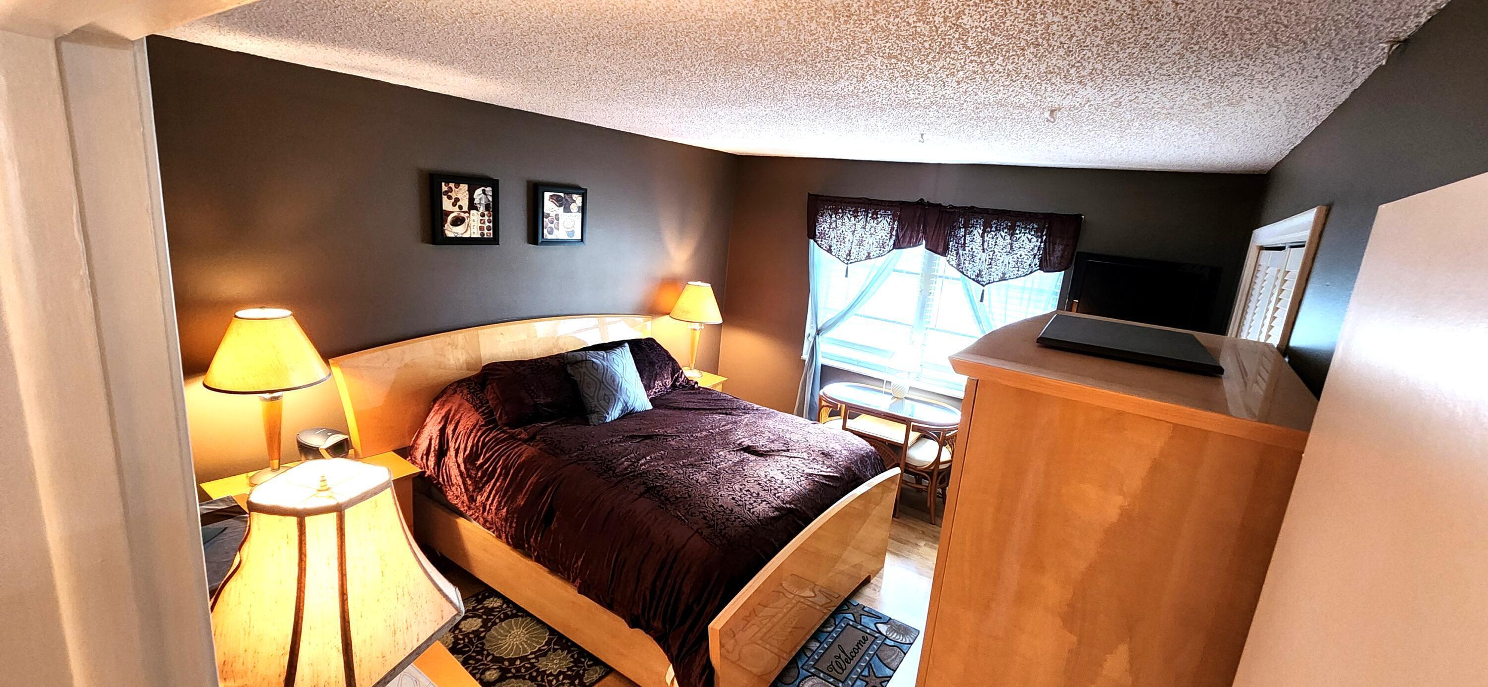 HIGH POINT OF DELRAY SEC 4 - Residential