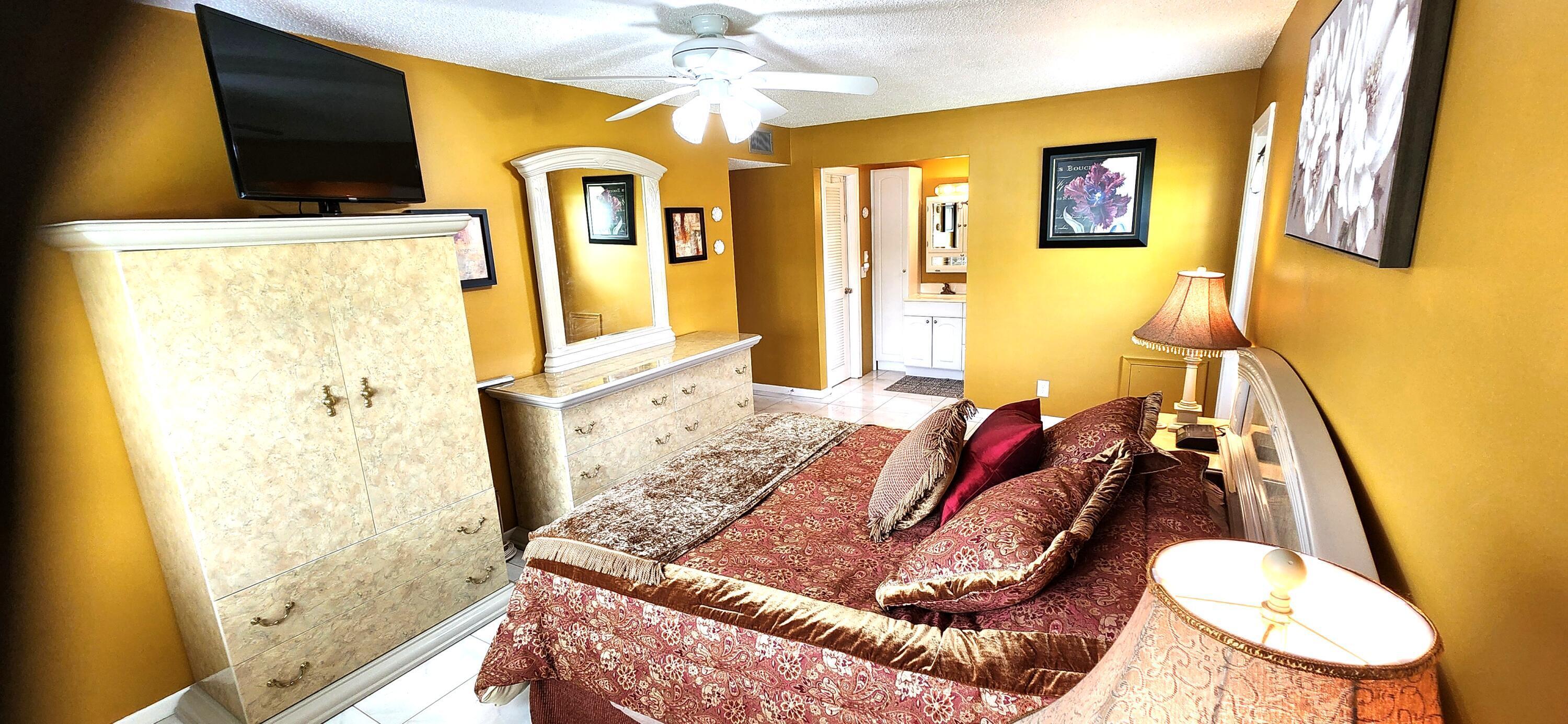 HIGH POINT OF DELRAY SEC 4 - Residential