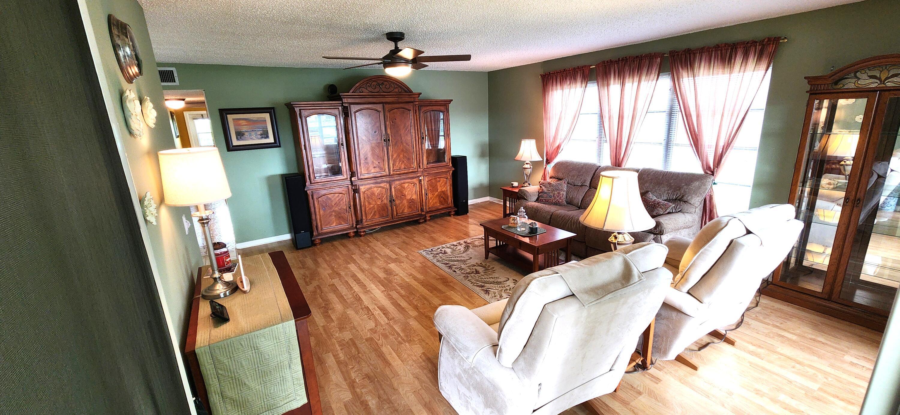 HIGH POINT OF DELRAY SEC 4 - Residential