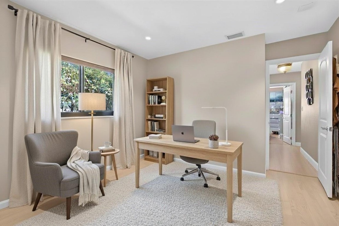 Norwood 39-21 B - Residential