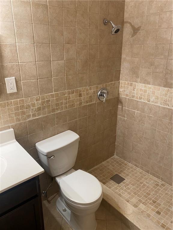 CRESTHAVEN - Residential