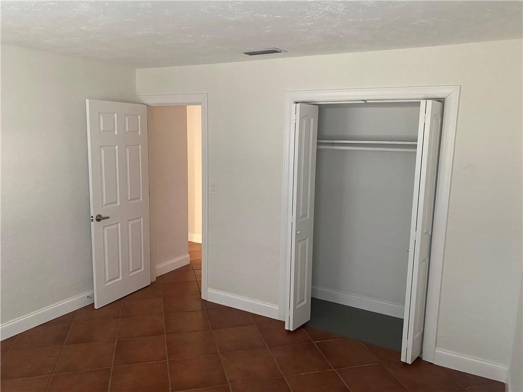 CRESTHAVEN - Residential