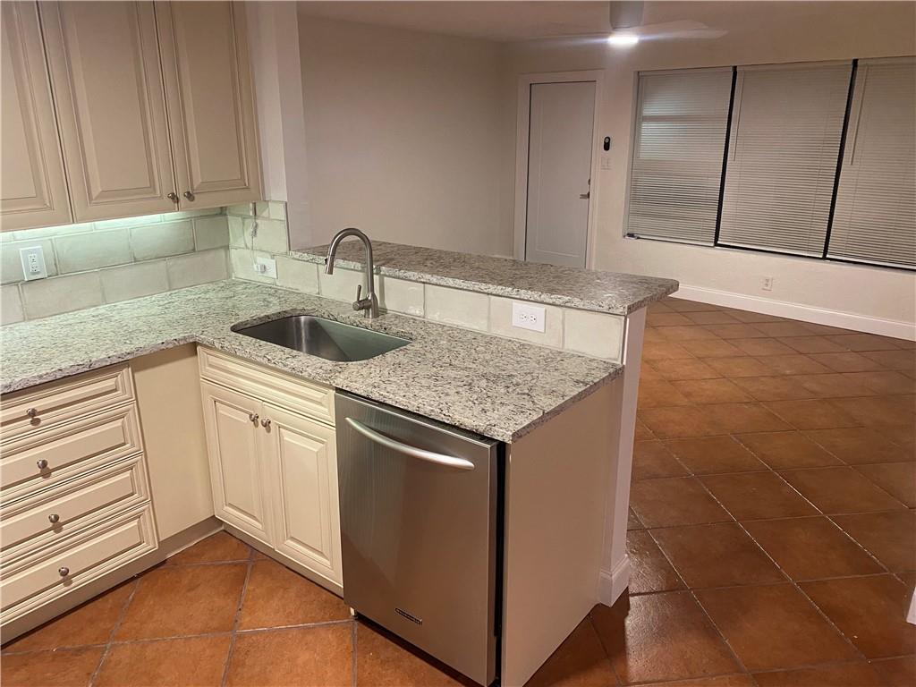 CRESTHAVEN - Residential