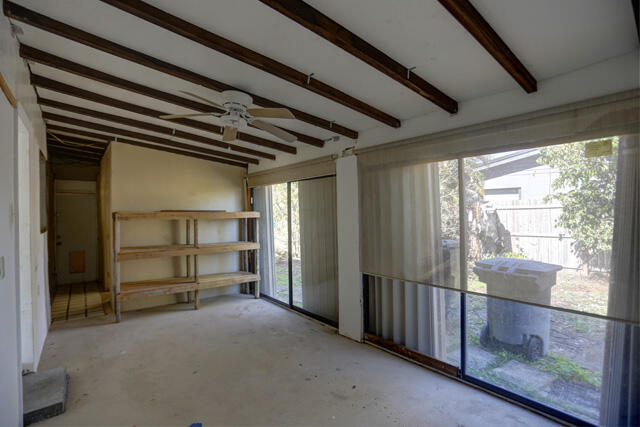 CITY SQUARE - Residential