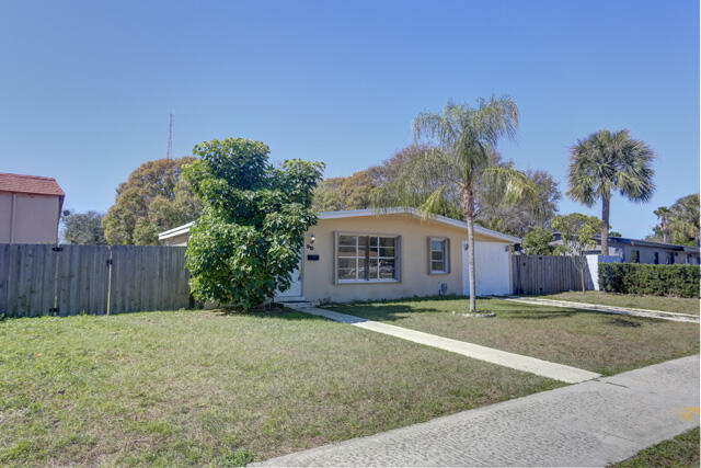 CITY SQUARE - Residential