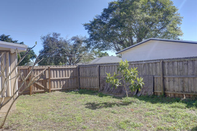 CITY SQUARE - Residential