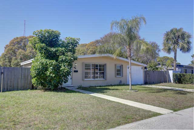Photo of 910 9th Street, Lake Park, FL 33403 (MLS # R11145074)