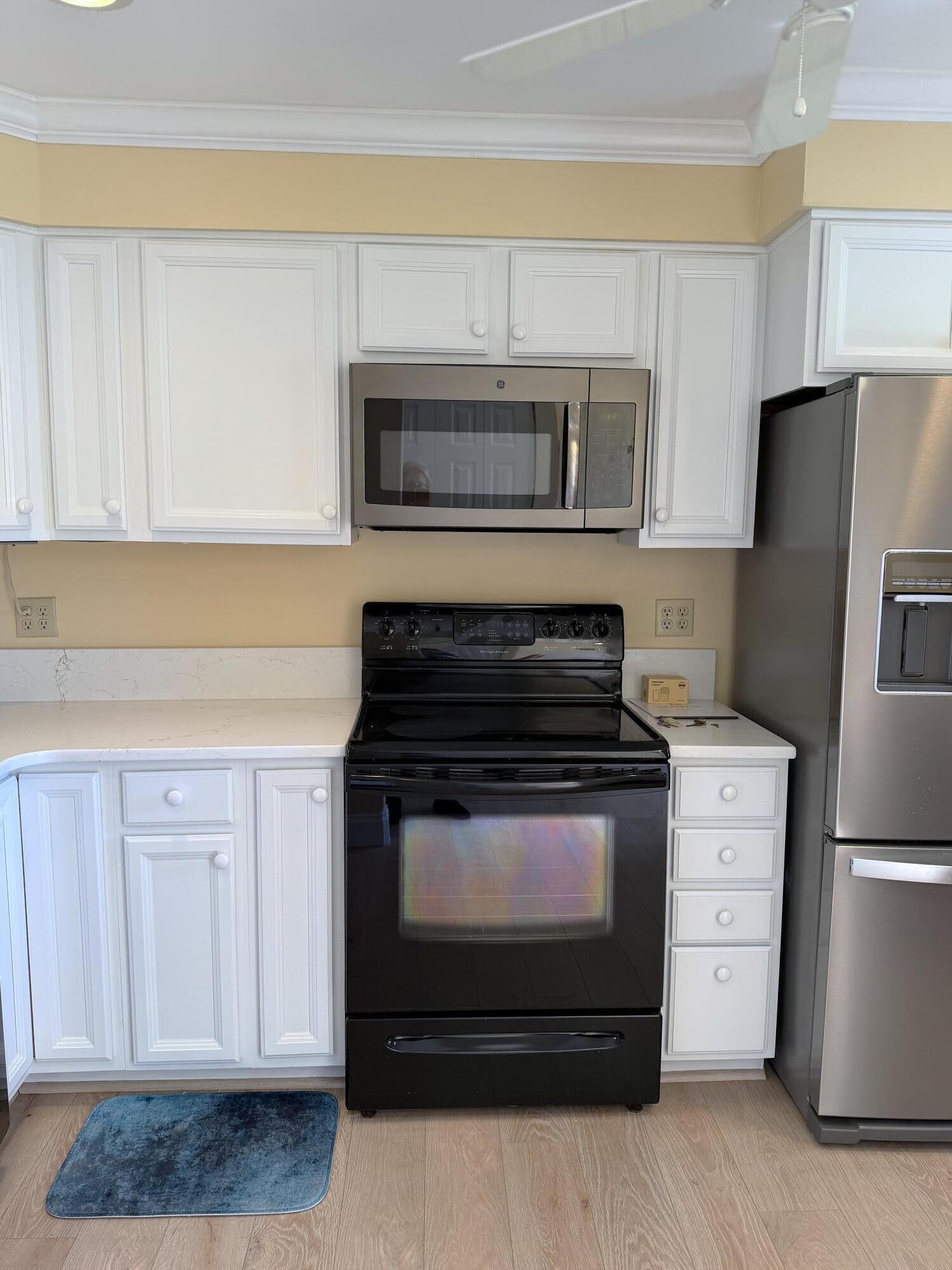 1234 S Lakes End Drive Apt B