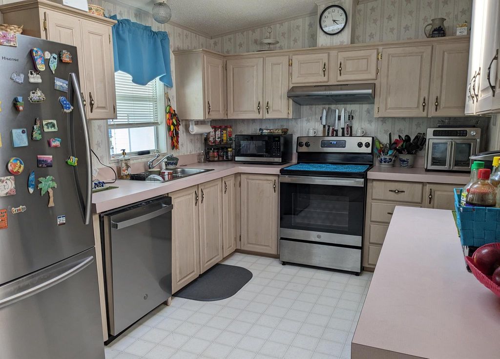 Photo of 14330 Amapola Circle, Fort Pierce, FL 34951 (MLS # R10998434)