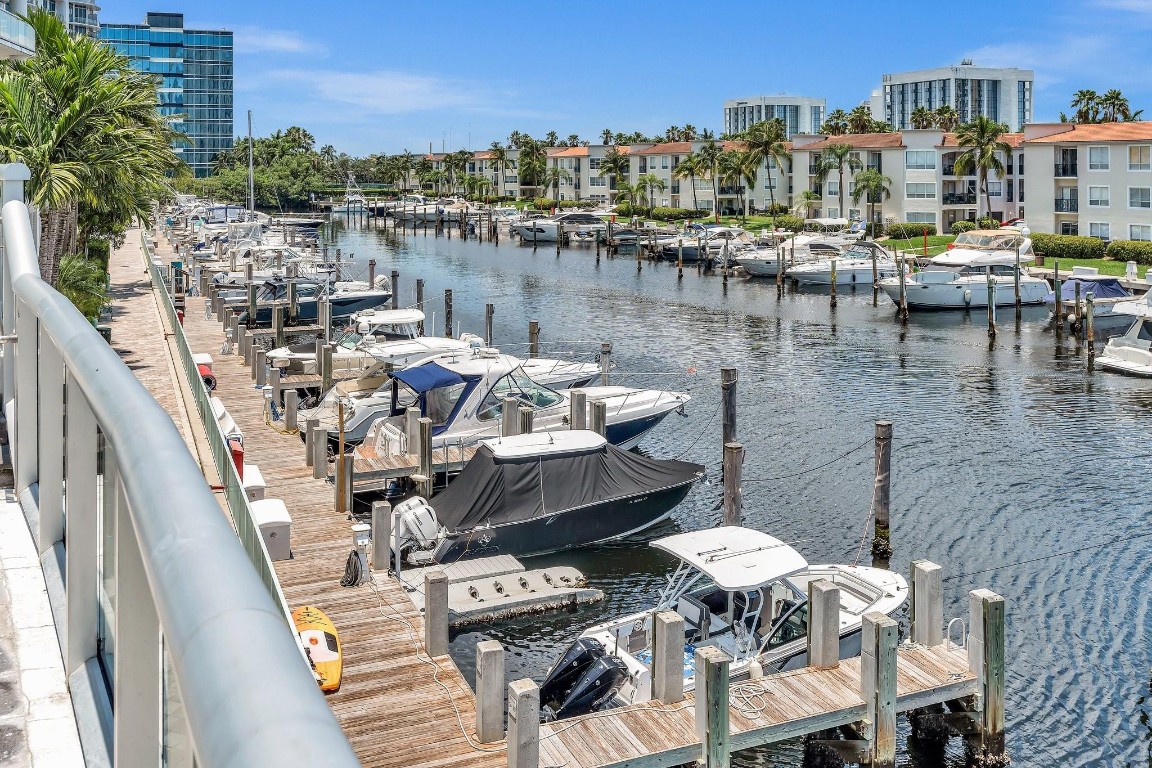 THE ATRIUM AT AVENTURA CO - Residential