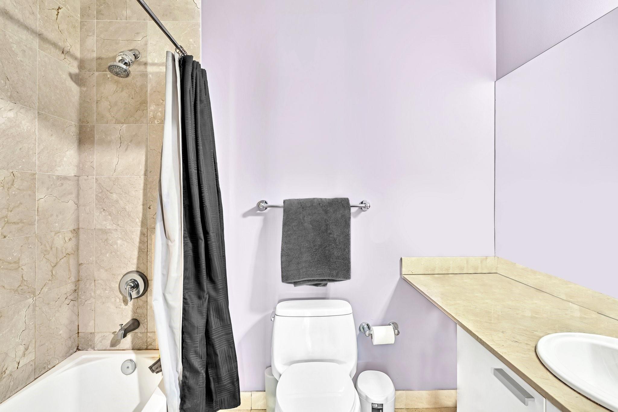 THE ATRIUM AT AVENTURA CO - Residential