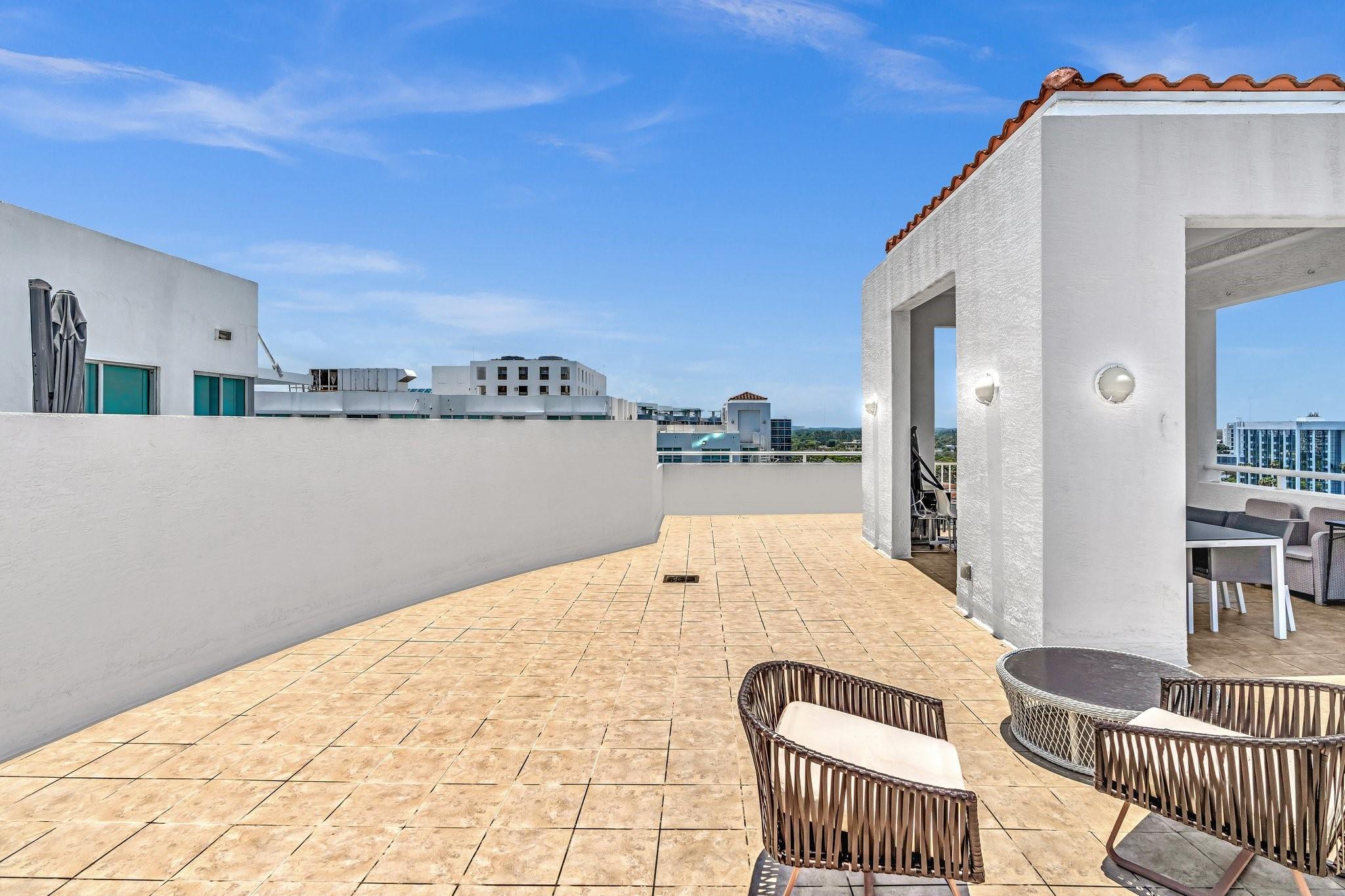 THE ATRIUM AT AVENTURA CO - Residential