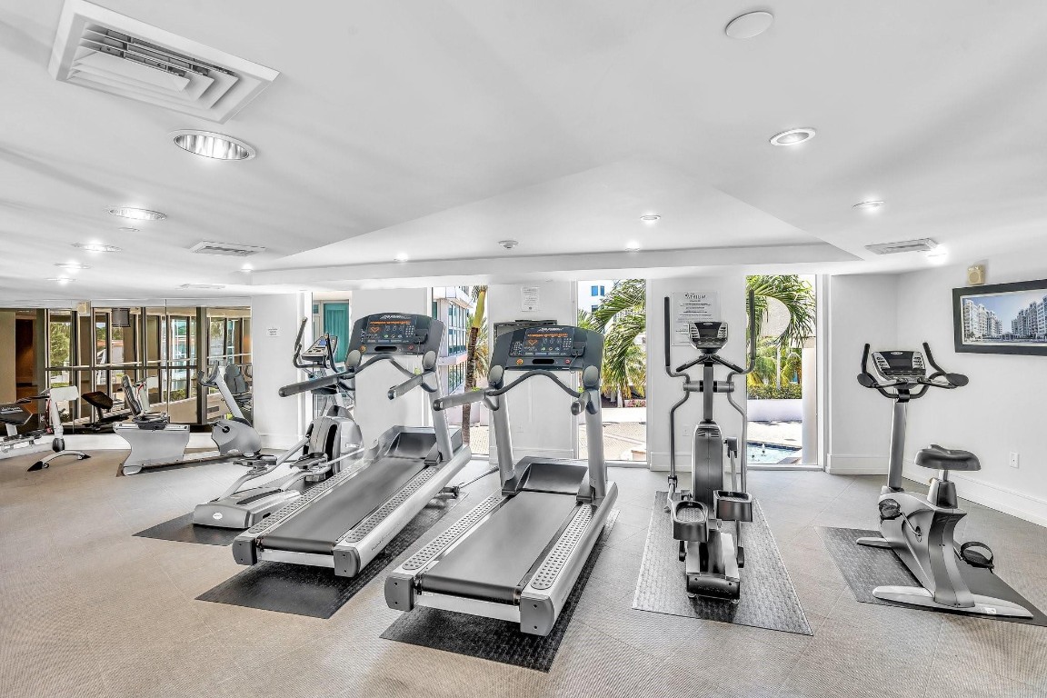 THE ATRIUM AT AVENTURA CO - Residential