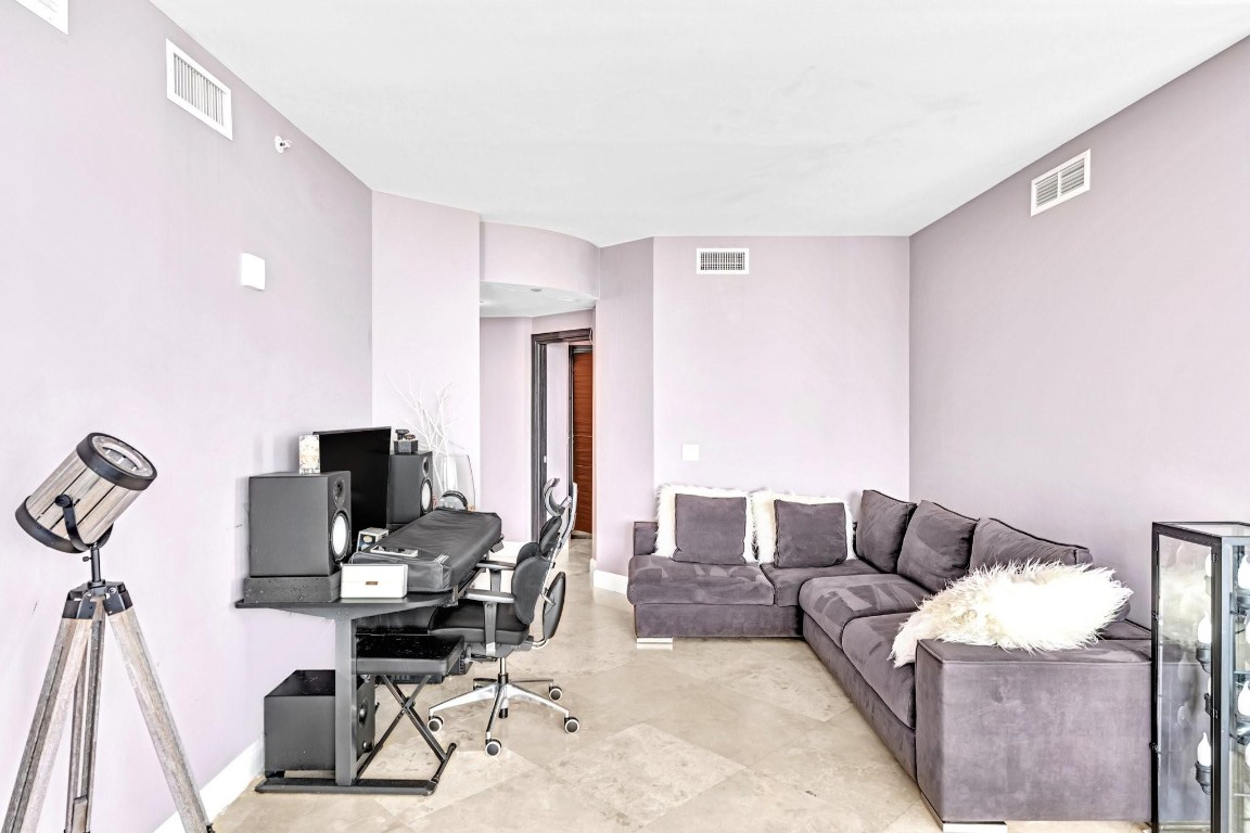 THE ATRIUM AT AVENTURA CO - Residential