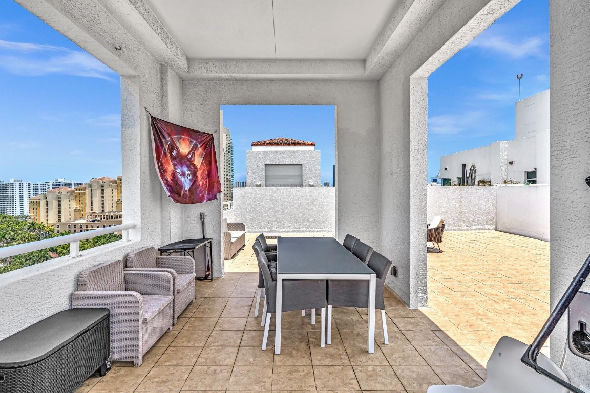 THE ATRIUM AT AVENTURA CO - Residential