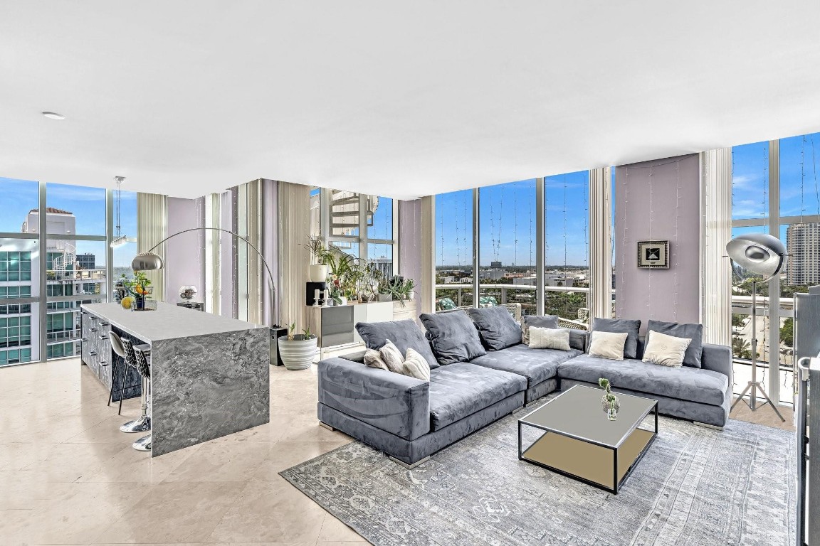 THE ATRIUM AT AVENTURA CO - Residential