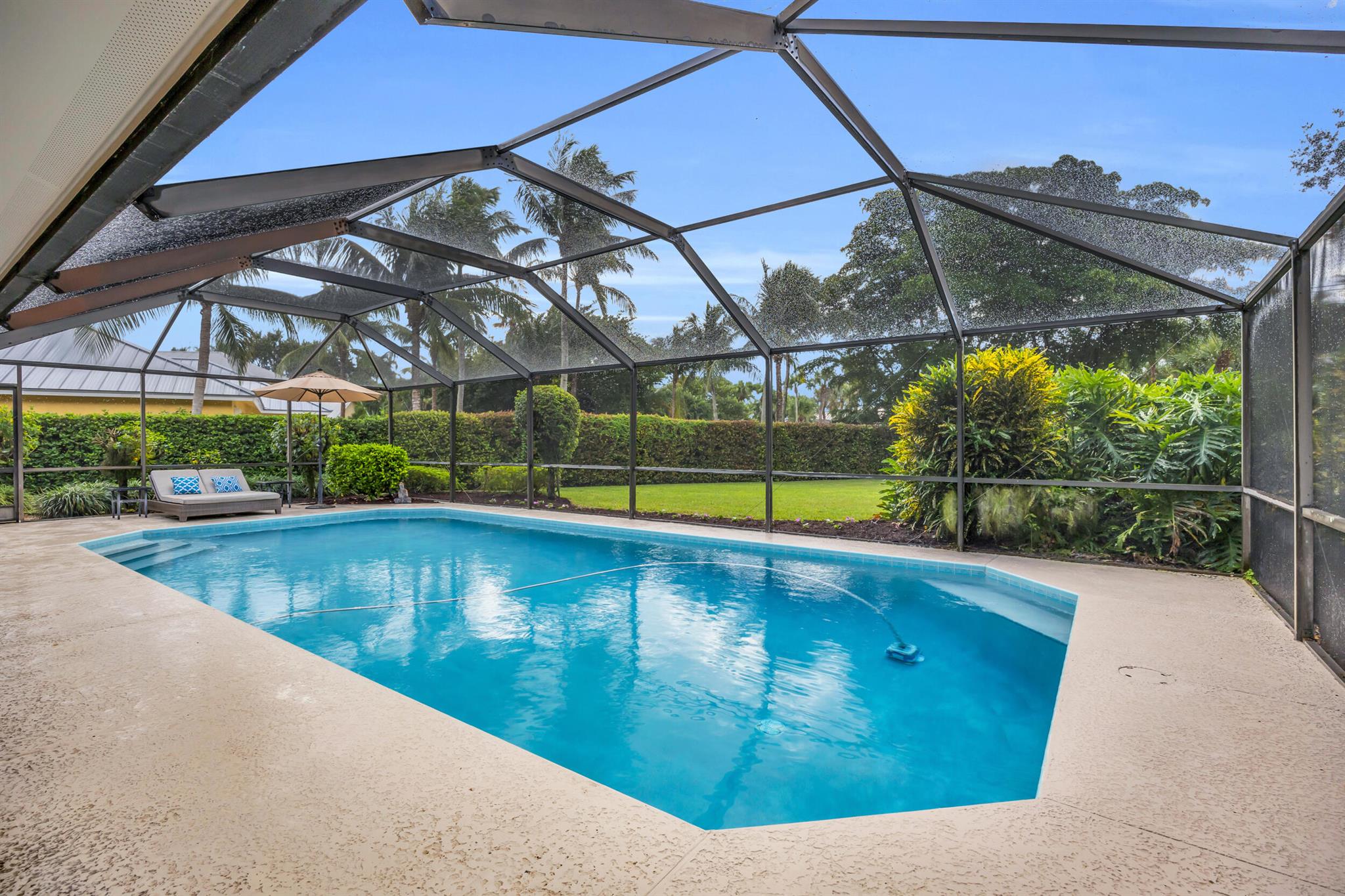 GOVERNORS LANDING - Residential