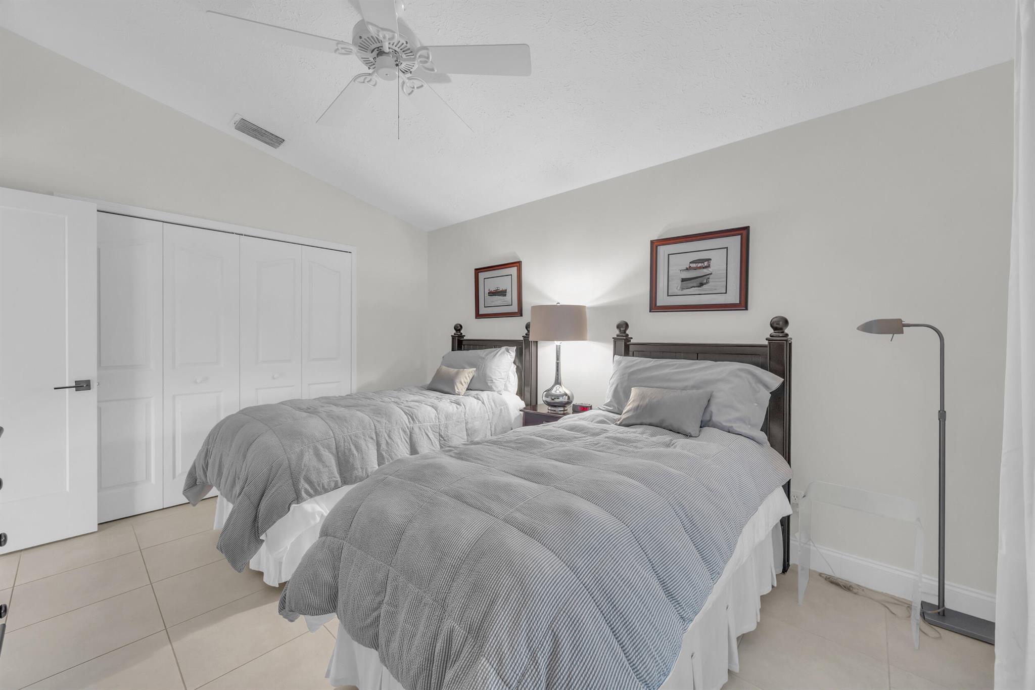 GOVERNORS LANDING - Residential