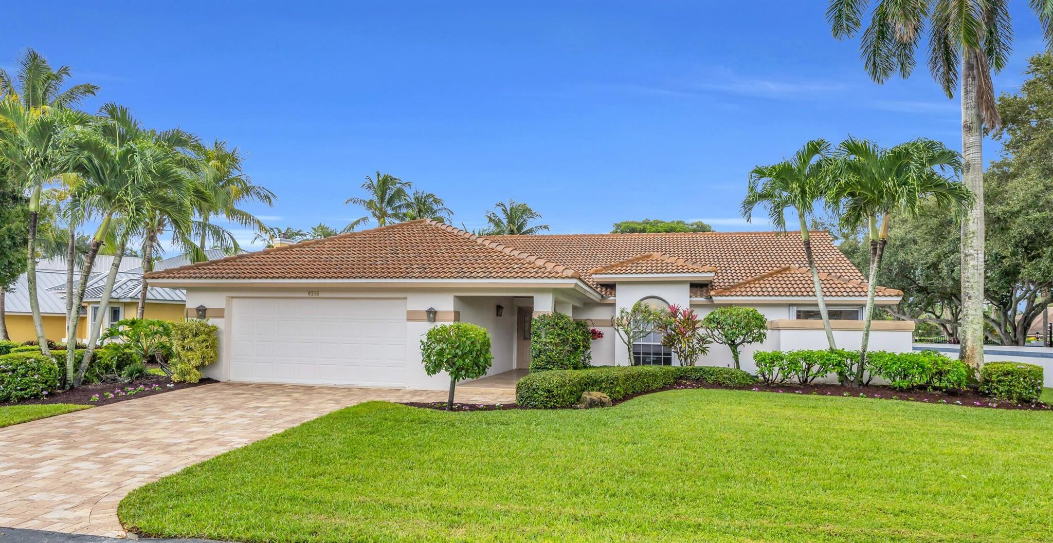 GOVERNORS LANDING - Residential