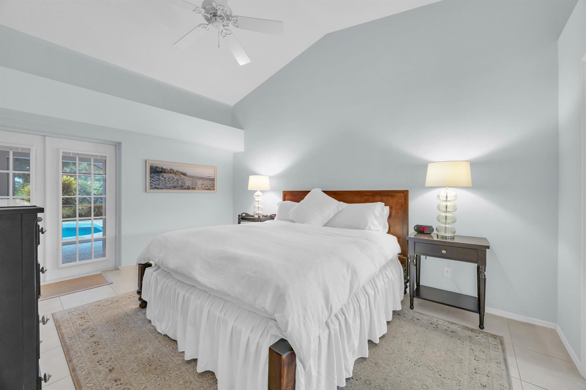 GOVERNORS LANDING - Residential