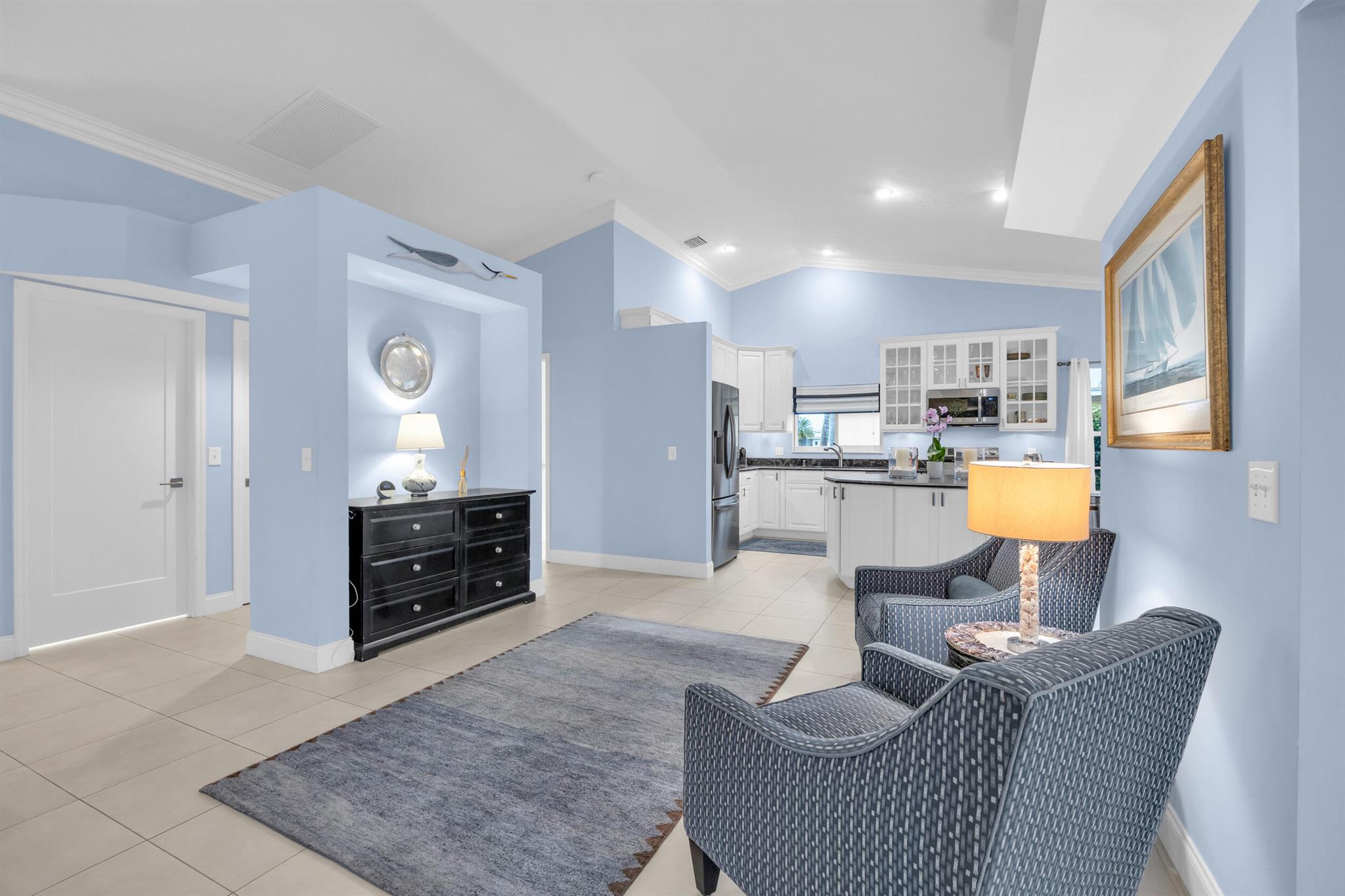 GOVERNORS LANDING - Residential