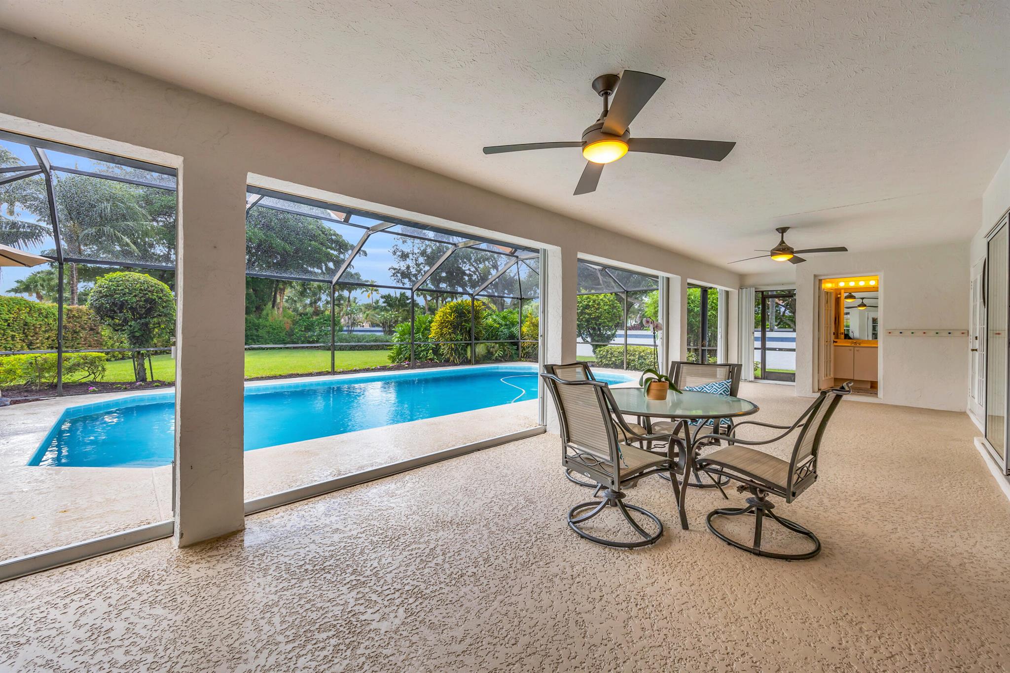 GOVERNORS LANDING - Residential