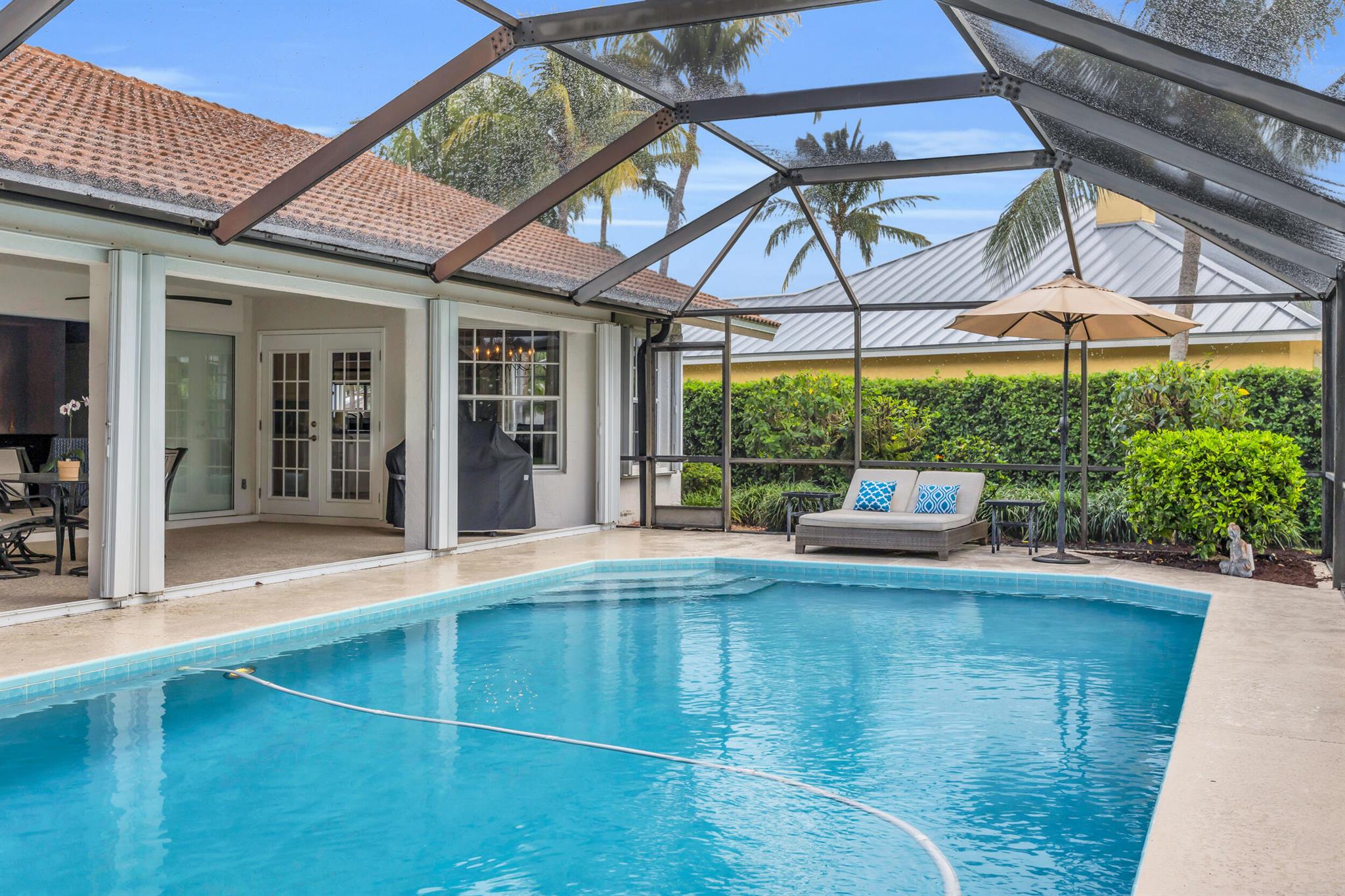 GOVERNORS LANDING - Residential