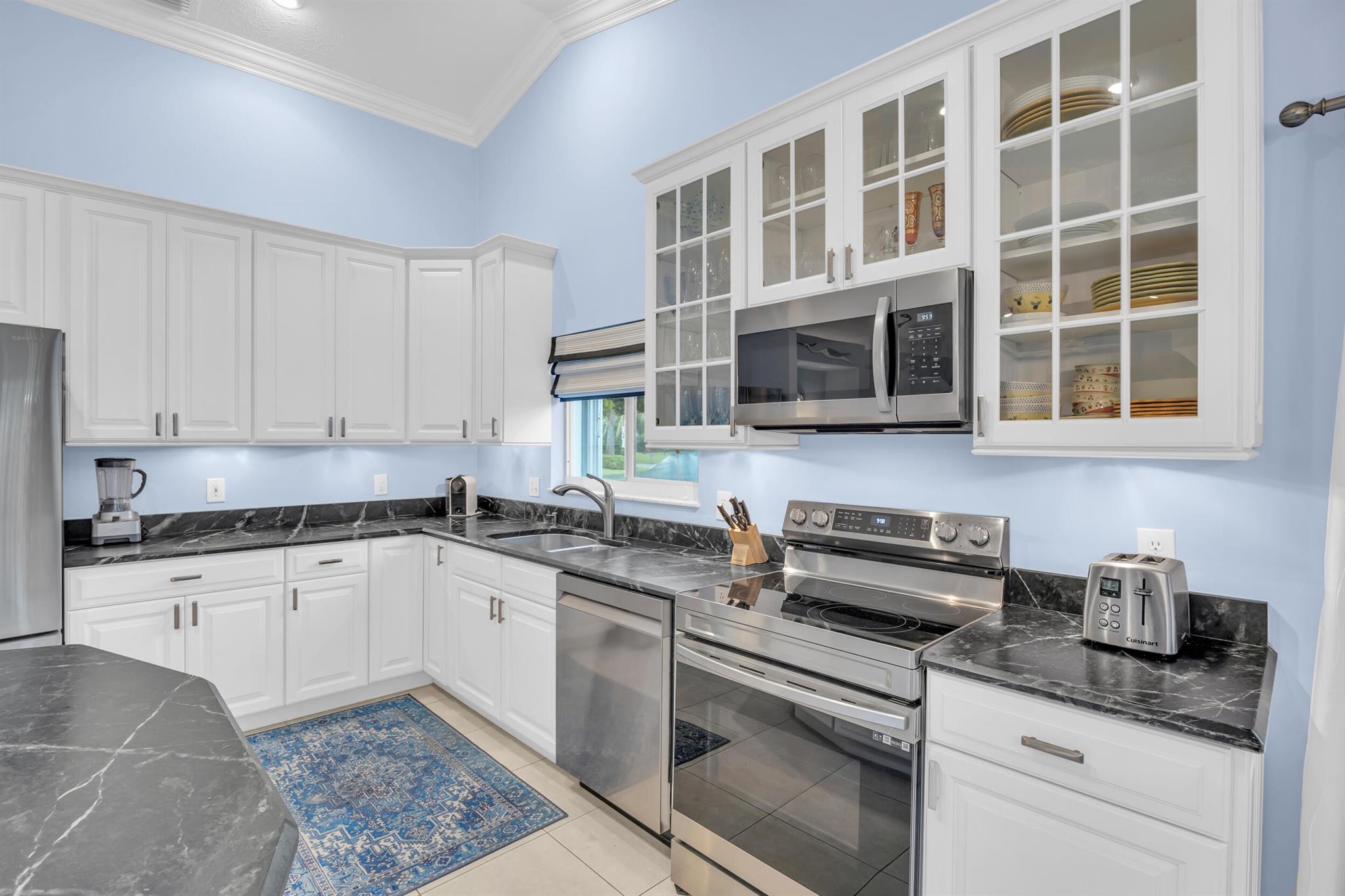 GOVERNORS LANDING - Residential