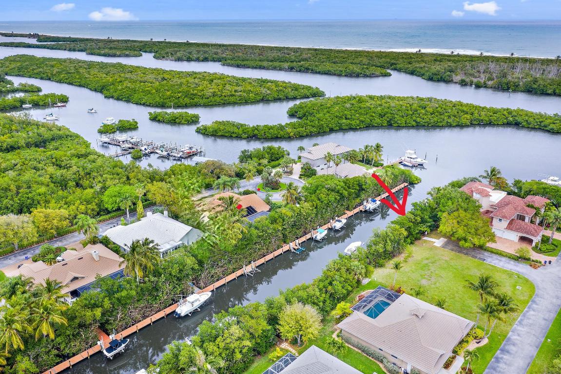 8216 SE Governors Way