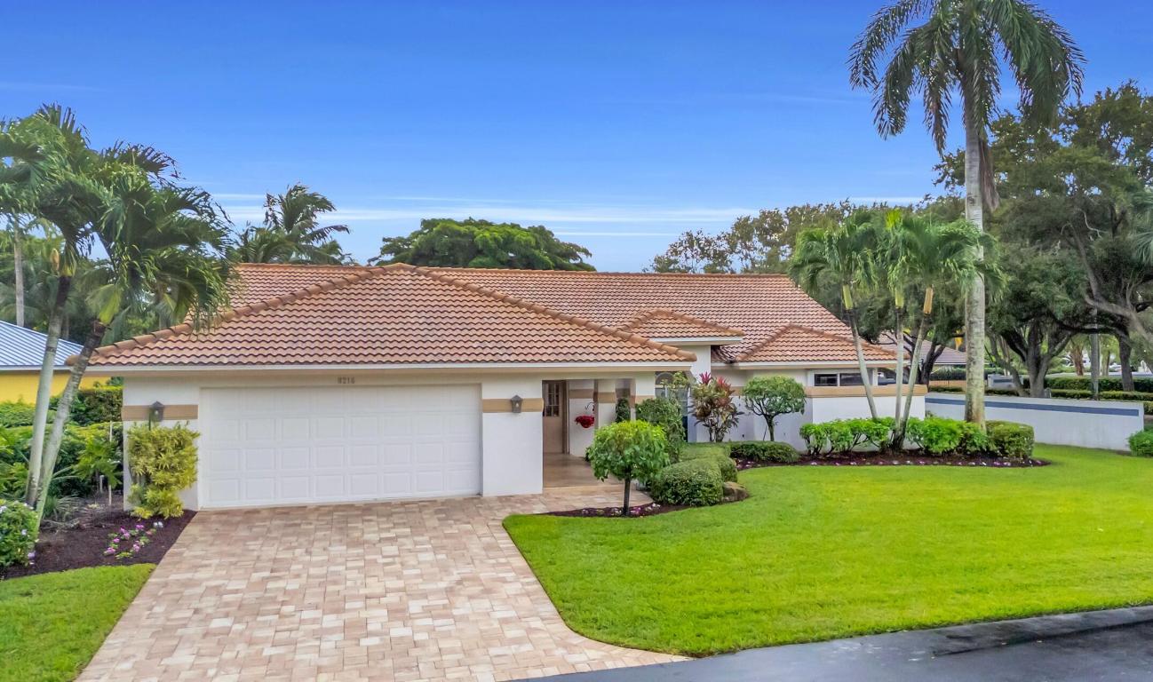 8216 SE Governors Way