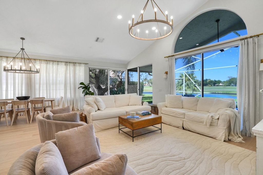 Photo of 12932 Touchstone Place, Palm Beach Gardens, FL 33418 (MLS # R11073153)