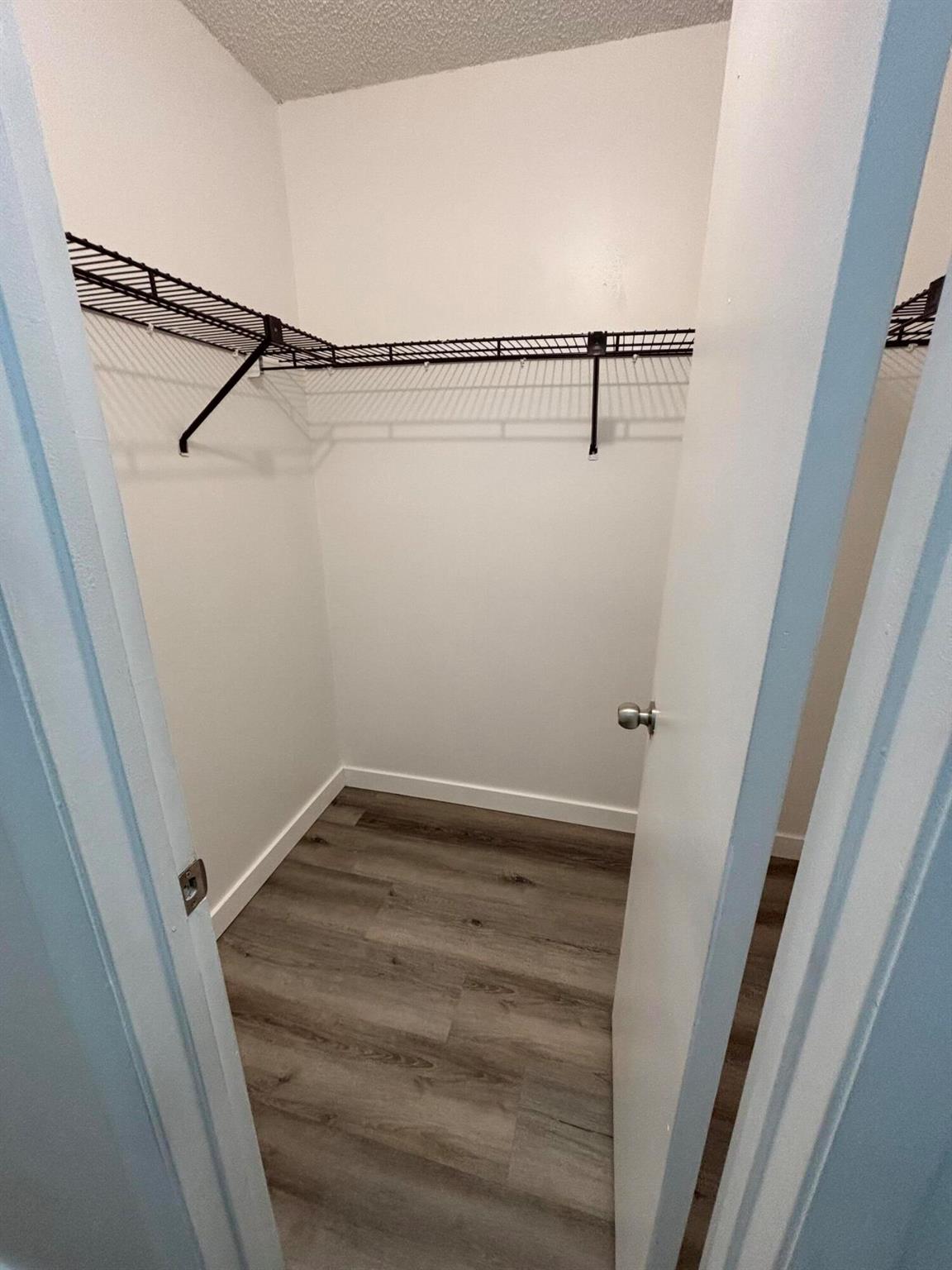 TOWER CLUB II - Residential Lease