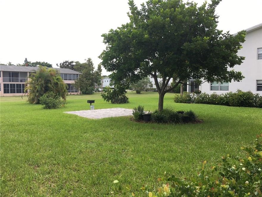 DRASTICALLY REDUCED FOR A QUICK SALE.  VERY SPACIOUS CLEAN 1/1.5 CORNER UNIT ON THE GROUND FLOOR! CENTRAL A/C!!!! ALL TILED THROUGHOUT WITH LIGHT NEUTRAL COLORS, WOOD WINDOW TREATMENTS IN THE MAIN AREA. CAN BE SOLD FURNISHED OR UNFURNISHED.  VERY QUIET STREET, CLOSE TO EVERYTHING!