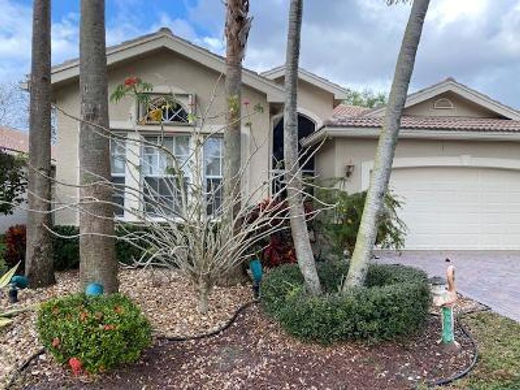 Photo of 8805 Arbor Walk Drive Dr, Lake Worth Beach, FL 33467 (MLS # R10782073)