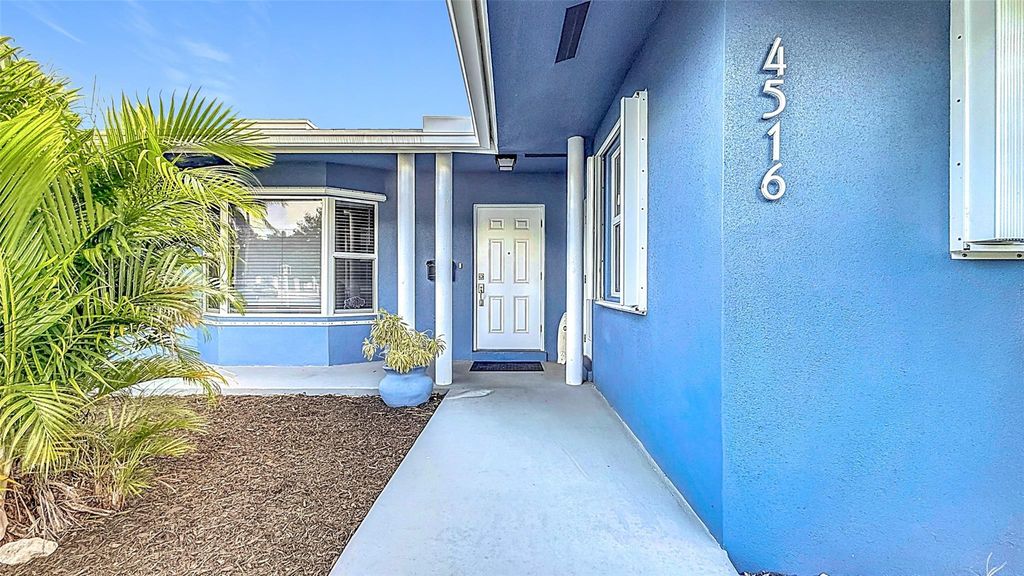 Photo of 4516 NE 21st Lane #4516, Fort Lauderdale, FL 33308 (MLS # F10478084)