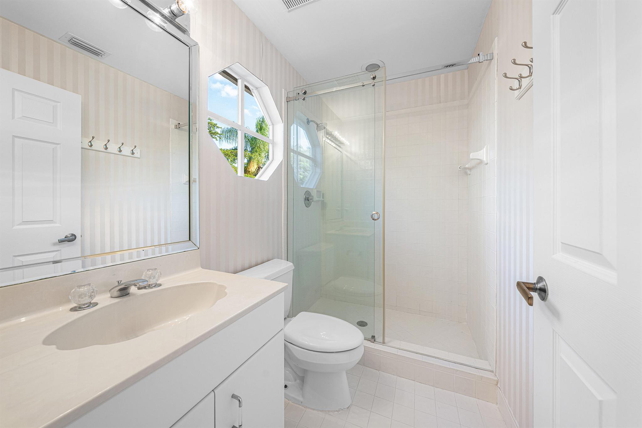 KNIGHTSBRIDGE / POLO CLUB - Residential