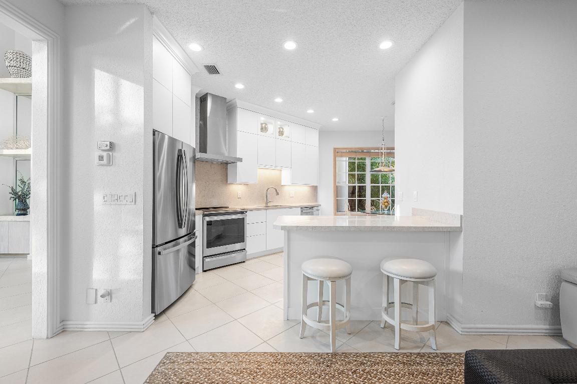 KNIGHTSBRIDGE / POLO CLUB - Residential